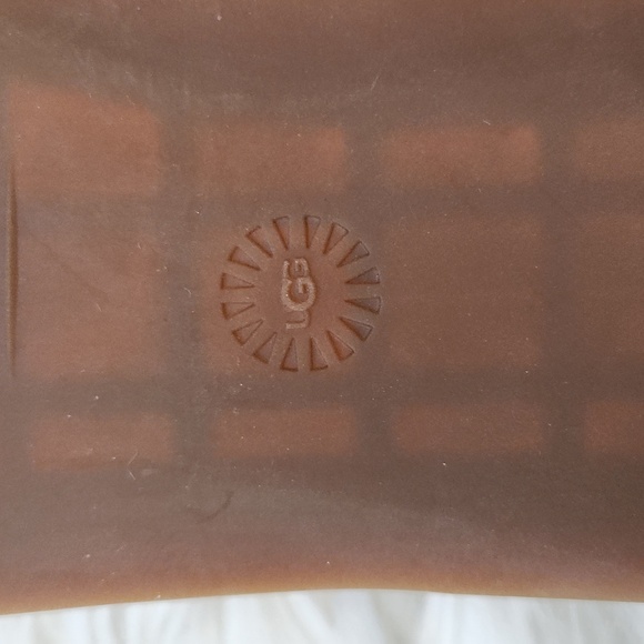 NWOB. UGG Bonnie Suede Loafers Sz.9 - Picture 8 of 10